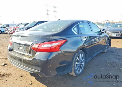 2016 Nissan Altima 2.5 z USA, uszkodzony, nr VIN 1N4AL3AP7GC264176